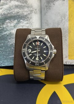 Breitling Superocean 44mm - 3