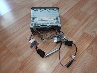 Autorádio LG LCF800OR - 3