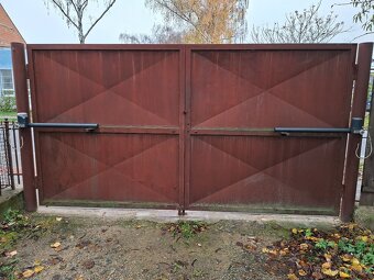 Vjezdová brána - 3