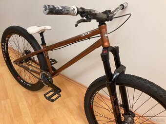 Author EXE 26" dirt - 3