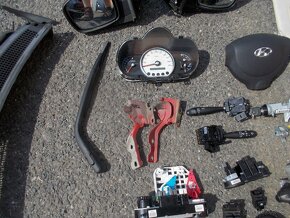 Díly interiéru Hyundai I10 model 10/2007-2013 - 3