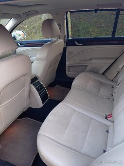 Škoda Superb 2009 2.0 TDI 125 kW šedý - 3