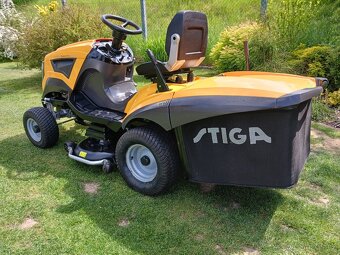 Zahradní traktor Stiga Estate Pro 9102 XWS pohon kol 4x4 - 3