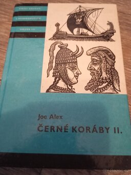 Retro knihy cena za kus - 3
