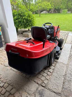 Zahradní traktor Jonsered( Husqvarna) - 3