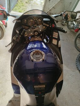 Suzuki GSX 1300 R - 3