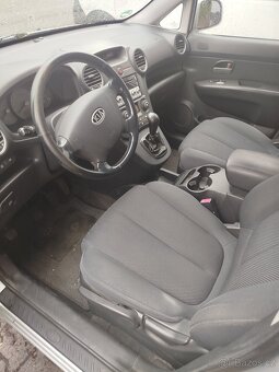 Kia Carens - 3