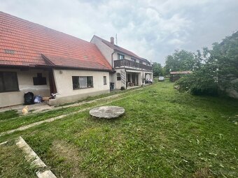 Dum bez relaitky,2 tossing domy na jednem pozemku - 3