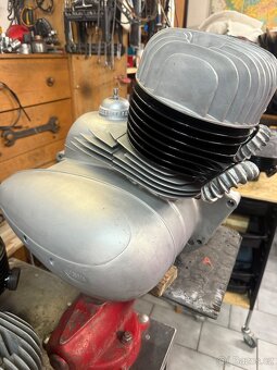 Jawa motor 350 - 3