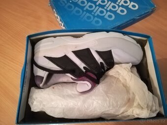 boty Adidas - 3