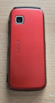 Nokia 5230 červená - 3