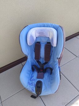 Autosedačka Bébé Confort AXISS - Otočná - 3