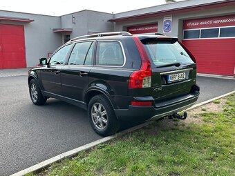 Volvo XC90 2.4 D5 136kW 4x4 Tažné Xenony Servis jen Volvo - 3