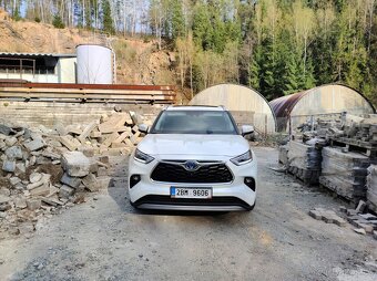 Toyota Highlander 2.5 Executive+VIP+Skyview - 3