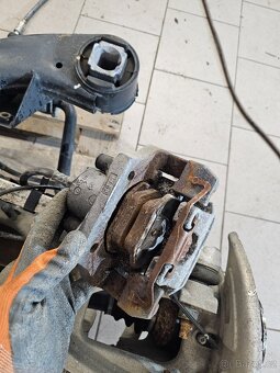 Zadní brzdy BMW X5 E70 - 3