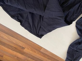 Stříbrný proužek halenka s volánkem, vel M, Livre - 3