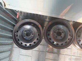 Plechové disky Kia R15 - 3