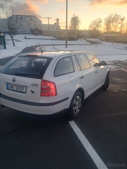 Škoda Octavia 2 kombi; 1.6 MPI; r.v 2011 - 3