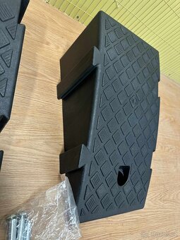 Robustní nájezdové klíny (22) - 3