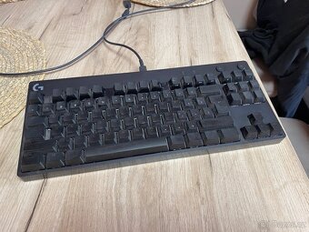 Logitech G Pro - Mechanická (clicky) CZ - 3