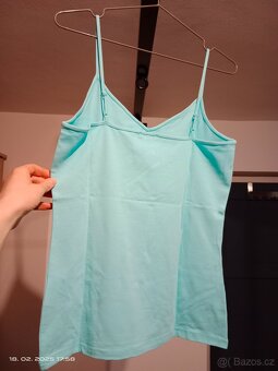 Modré upnuté tílko - 3