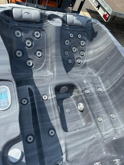 Virivka pro 2-3 osoby Balboa - 3