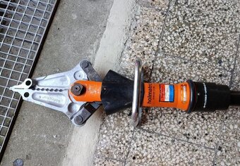 Vyprošťovací technika, hydraulické nůžky Holmatro - 3