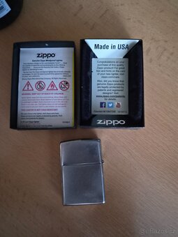 zapalovač ZIPPO - 3
