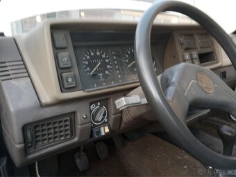 Skoda favorit LS - 3