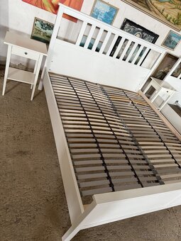 Ikea postel HEMNES 2 plus 2x noční stolek - 3