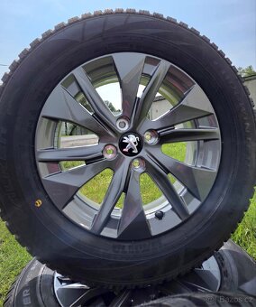 Nová orig. zimní sada Peugeot 2008 od r.2020 215/65/16 - 3