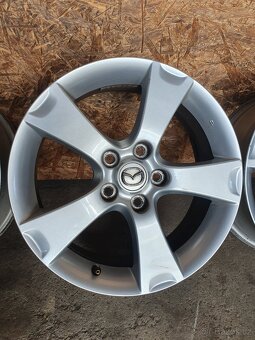 5 x 114.3 R 17 Alu kola disky elektrony liťáky orig Mazda - 3