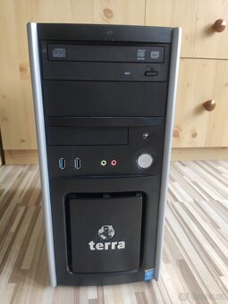 Levný PC i na hry i5/RX550 2gb/ 12gb Ram/SSD - 3