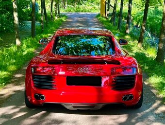 Audi R8 4.2 FSI Quattro R-Tronic - 3