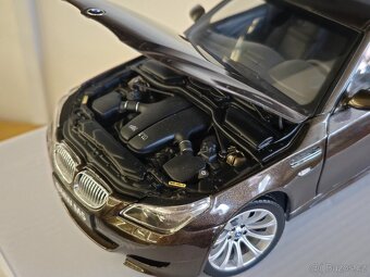 BMW E60 M5 1:18 Kyosho - 3