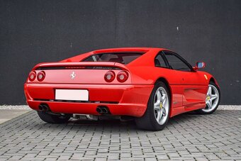 Ferrari F355 Berlinetta z roku 1998 - 3