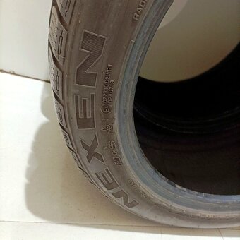 17" PNEU – 215/45/R17 – ZIMNÍ - NEXEN - 90% vzorek - 3