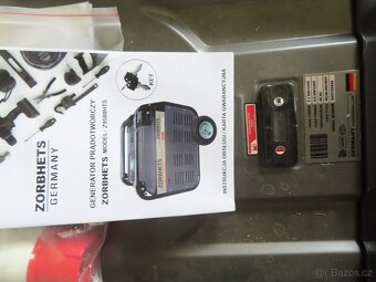 Nová elektrocentrála třífazová, 7,1 kw/400 V, 3,8 kw/ 230 V - 3