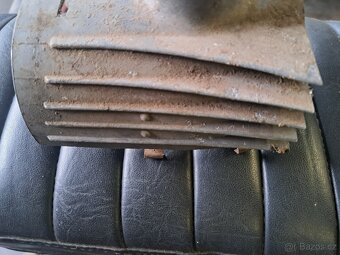 Čz kryt karburatoru - 3