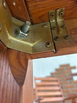 Dřevěný stůl - 3