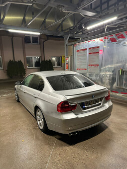 Bmw e90 325i N52 - 3