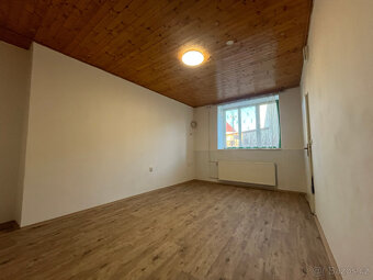 Pronájem bytu 1+1, 30 m2 - 3