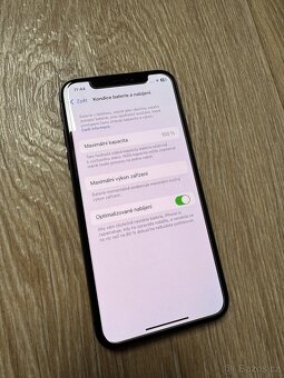 Apple iPhone Xs 64GB Černý - 3