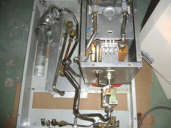 Díly k plynovému kotli - 3