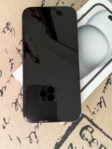 Apple iPhone 15 256gb černý - 3