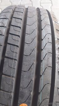 Prodám 2 x pneu Pirelli 224/45/17 Runflat - 3