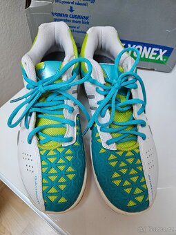 Yonex - Quattro Fit - dámská halová obuv - vel. 39 - NOVÉ - 3