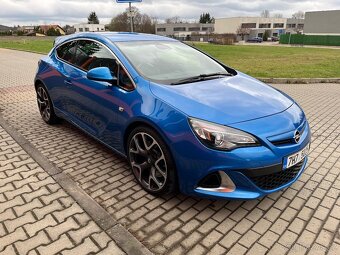 Opel Astra 2.0 T GTC OPC 206 kW - 3