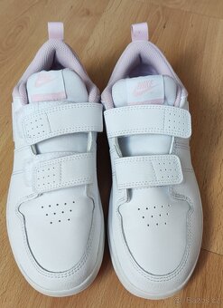 Dívčí tenisky NIKE 35 - 3