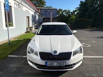 Škoda Superb III 2,0 TDI 110 kW Style - 3